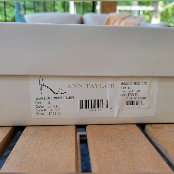 ANN TAYLOR Alaina Sandals, Lizard embossed leather - Picture 13 of 13